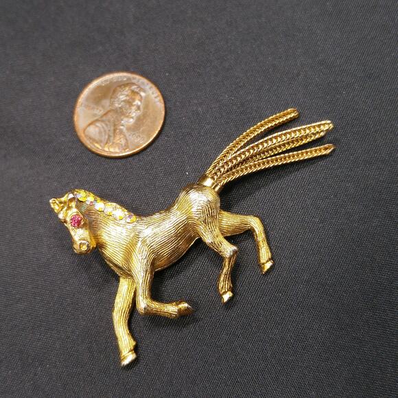 Vintage Horse Brooch, AB Rhinestones, Mesh Tassel Tail, 1960s Jewelry - Picture 9 of 10